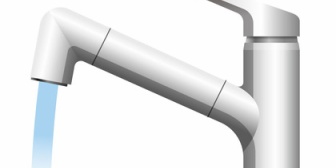 妻は夏でも浄水器付きの水を飲む際、レバーを中間の水温に合わせる。ぬるい水が好きなのか尋ねてみたけど…