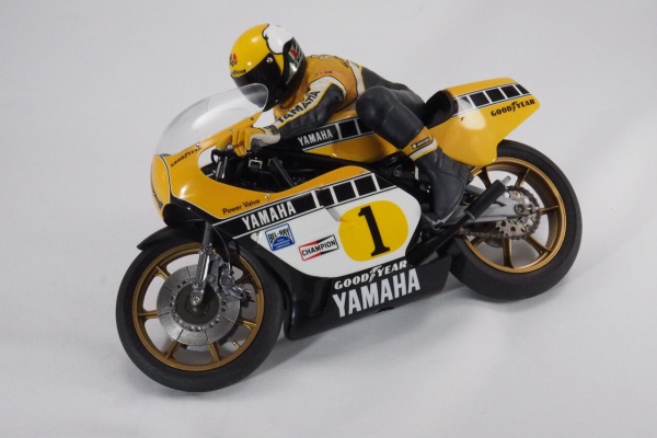 299の模型factory - ヤマハYZR500&ケニーロバーツ