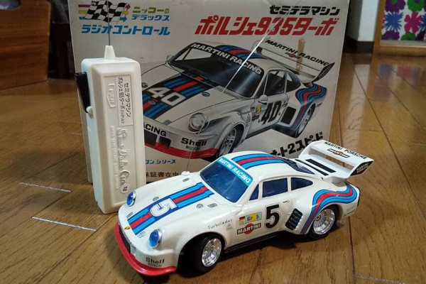人気提案 ブリキ アサヒ ポルシェリモコンカー ビンテージ