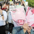 【デモ】「平和でなければオタクの活動できない」イラン攻撃に都内で抗議　国会前では漫画家や声優らが訴え