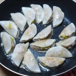 『大根餃子を作る』の画像