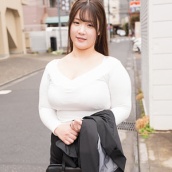 りお(34)【素人熟女図鑑】