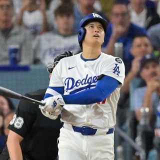 山口　薫、河原を走る騎馬群、限定版、額装用画集より、新品高級額 山口 薫、季節の哀歌「田圃と鳥」、限定版、額装用画集より