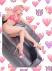 Osaka escort girl Sayo is also good at shiatsu massage to relieve stiff shoulders after play