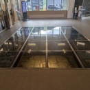 長野原町住民総合センター　久々戸遺跡の敷石移設