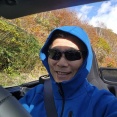 パーカーで寒い季節もオープンカー