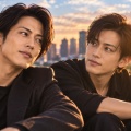 【連載5/9】世界へ挑むふたりを結ぶ絆。山下智久が新田真剣佑に見せる「頼れる兄貴分」の素顔