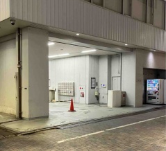 （商業施設）ビックカメラ新宿東口店