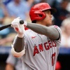 大谷翔平　打率.300(277-83) 24本 58打点 49得点 10盗塁 出塁率.384 OPS1.016