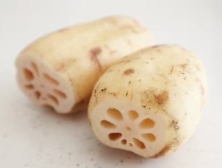 拷問官「蓮根使って一品作れ」彡(^)(^)「余裕やん！」拷問官「ただし筑前煮ときんぴら以外でな」