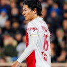 【朗報】南野拓実がモナコへ帰国！松葉杖なしで歩けるほどにリハビリは順調な模様