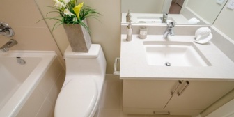 ぜんぜん仲良くないママ友「ユニットバスに住んでたなんて信じらんなーい！体洗う場所でするんでしょ？！これからは〇〇〇ちゃんって呼ぶね！(ニヤニヤ)」