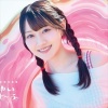 『小倉唯さん、最新写真集のオフショットでパツンパツンの胸を披露！！！』の画像