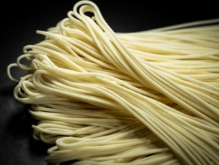 ラーメン屋さん、謎ルールを設定して炎上する