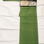 ぶどうの木の小りす