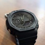 〈電池交換完了〉購入から5年半の愛用のカシオーク黒黒”GA-2100-1A1JF”は電池交換費用は3,850円。電池切れの兆候があった！