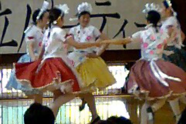 イリナの日記 フォークダンス