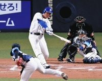 立浪監督「福留は切り札になるし若い選手の手本になる。起用は当然続ける」