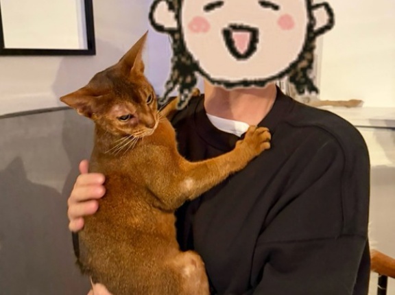 わか坊とりすたん、お友達に抱っこされる！