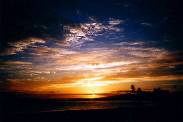 夕焼け空のグラデーション Yummy Piggy In Hawaii