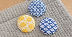 【こぎん刺し】オリジナル図案作りに挑戦！くるみボタンのブローチを作りました♬（記事下にPR含）
