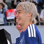 べるサッカー