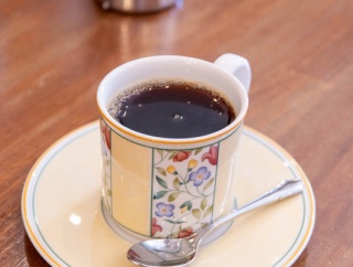 「リザルブ珈琲店」の『コロンビア』など（高槻市芥川町）【たかつきDAYS×たかつーコラボ企画】