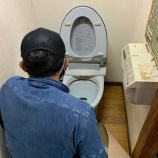 『INAXサティス、シャワートイレの水漏れ修理｜四日市』の画像