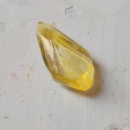 青春に忙しい娘。と、黄色い鉱石つくりました。