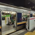 学研都市線で「快速 うれしート」が運行開始してる！～ロングシート車の有料指定席～
