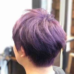 お客さまのヘアスタイル「バイオレットアッシュのショートレイヤー」