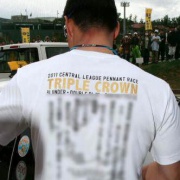 新井貴浩 2200安打 319本塁打 1299打点 242併殺 金本知憲 2539安打 476