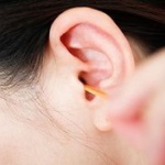 耳鼻科医「耳掃除は不要です。むしろ、やりすぎるのは良くない。」
