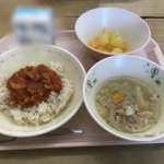 【悲報】保護者絶句「誰から見てもこの給食はひどい」