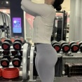 【朗報】ジムにいるスパッツ女子さん、Hすぎる