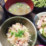 『スパムとゴーヤチャンプルーの焼きそば＆白麻婆豆腐丼』の画像