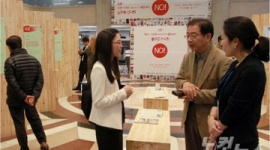 「日韓関係が良くなって欲しい」 韓国で日本の嫌韓本展示会を開催