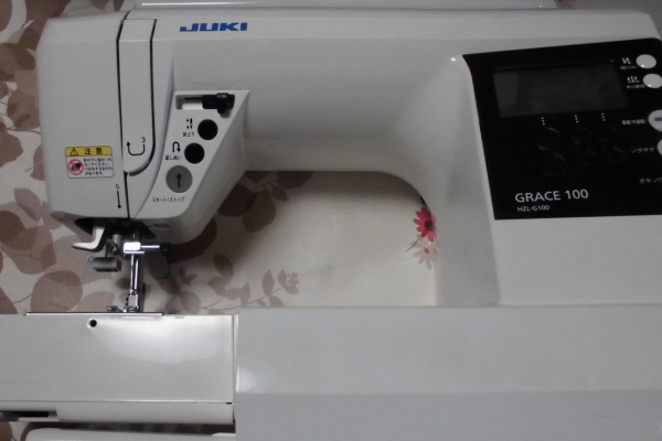 ① ジューキミシン GRACE 100 HZL-G100 コンピュータミシン（ミシン 