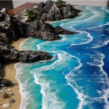 『レジンと腐った丸太でリバーテーブルを作ってみた』の画像