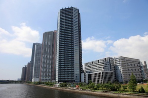 マンション60年史 同潤会アパートから超高層へ / 高層住宅史研究会 マンション60年史 同潤会アパートから超高層へ / 高層住宅史研究会