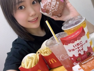 工藤タコちゃん、マックでコク旨かるびてりたまバーガーとチーズてりたまバーガーとポテトL2つとナゲットとパイとドリンク2つドカ食い