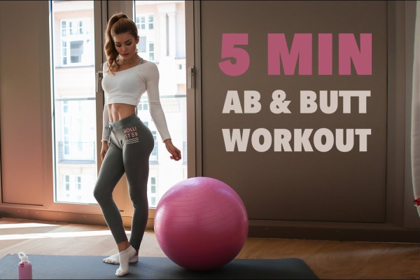 英語で フィットネス ビューティー バランスボール