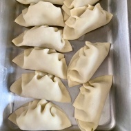 バジルの香りがさわやか〜ヘルシーな鶏ひき肉の水餃子