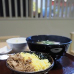 白髪おやじのおひとりさまランチ