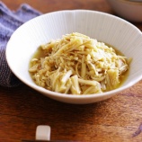 『えのきの柚子胡椒和え【#簡単レシピ #時短料理 #レンチン #電子レンジ料理 #レシピ #おかず #えのき #めんつゆ #柚子胡椒】【レシピ2309】』の画像