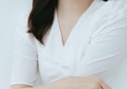 某乃木坂46OGさんの最新ビジュアル、マジで誰かわからない