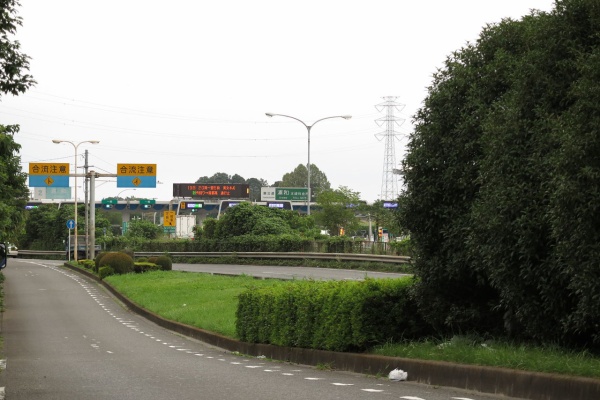 高速道路の側道から From The Sokudo Of Highway 埼玉県