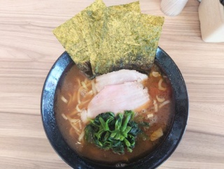 「七代目武道家」　福山市東川口町