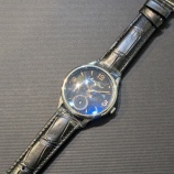 『【Mathey-Tissot】エドモンド オートマチック ハバナ──幾何学模様のような文字盤が映える一本』の画像