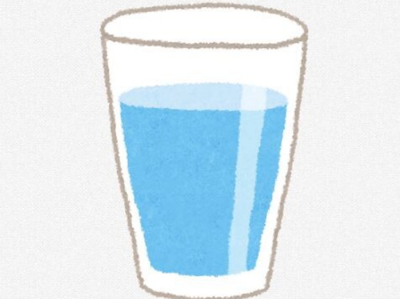 パッパがワイのコップ使って水槽掃除してたんやが